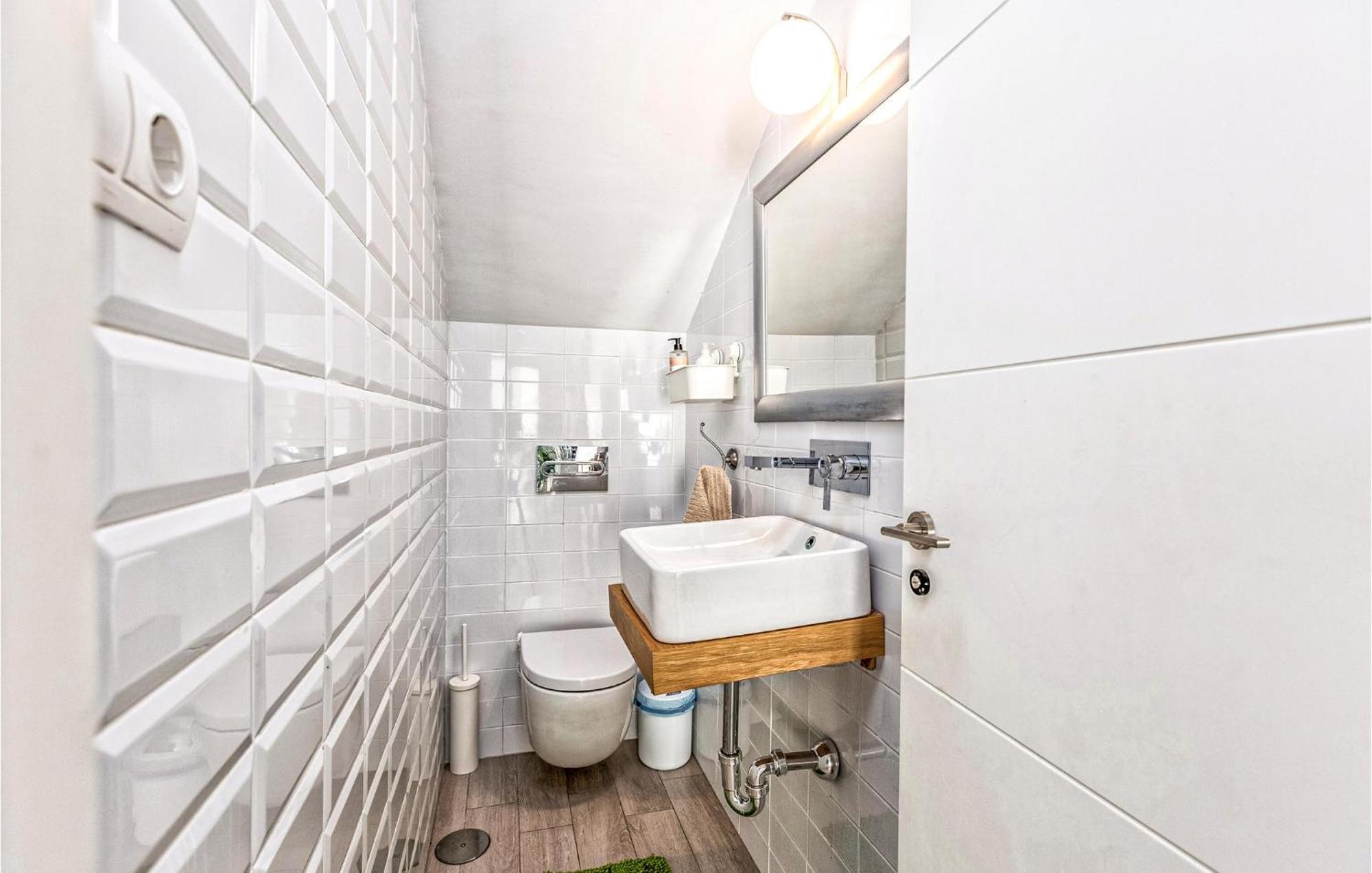 Awesome Home In Cala Del Moral With Kitchen La Cala Del Moral Екстериор снимка