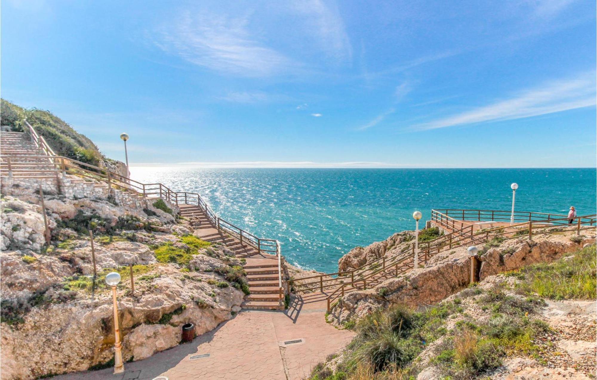 Awesome Home In Cala Del Moral With Kitchen La Cala Del Moral Екстериор снимка